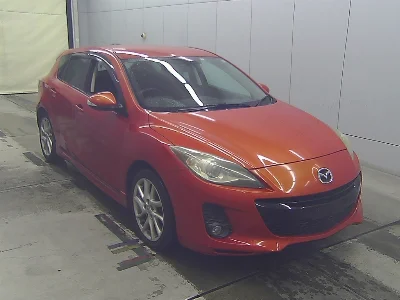 MAZDA AXELA