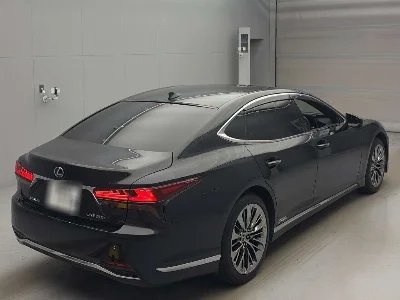 LEXUS LS