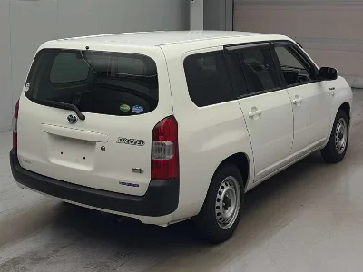 TOYOTA SUCCEED