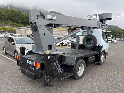 MITSUBISHI CANTER
