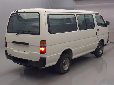 TOYOTA HIACE VAN
