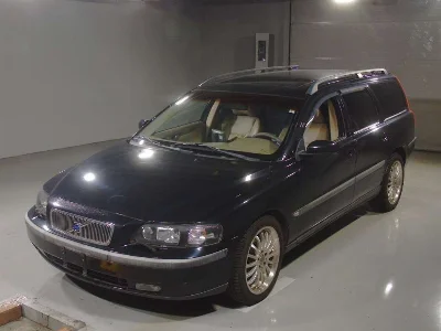 VOLVO V70