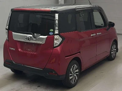 TOYOTA TANK