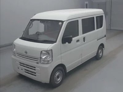 NISSAN CLIPPER VAN