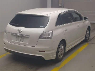 TOYOTA MARK X ZIO