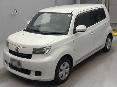 TOYOTA BB