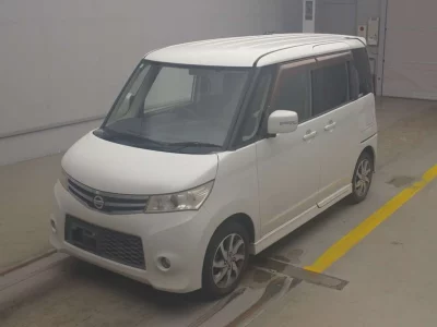 NISSAN ROOX