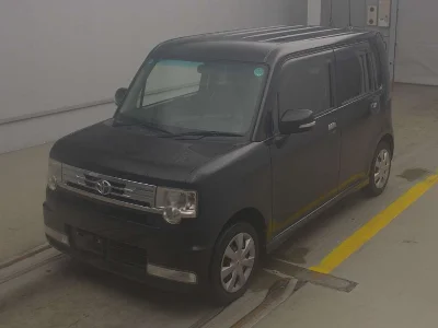 TOYOTA PIXIS SPACE