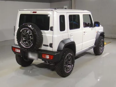 SUZUKI JIMNY NOMADE