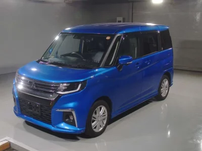 MITSUBISHI DELICA D2