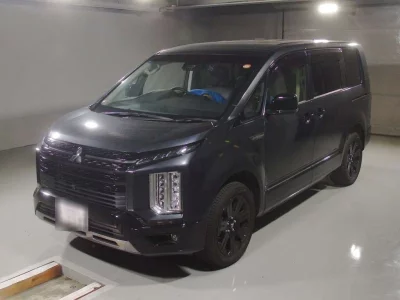 MITSUBISHI DELICA D5