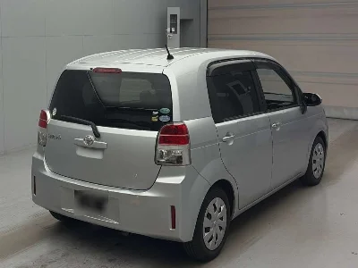 TOYOTA SPADE