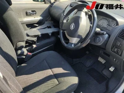 NISSAN LAFESTA