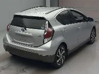 Цена авто Toyota Aqua с аукционов Японии, номер кузова NHP10, пробег 34 000, оценка 2