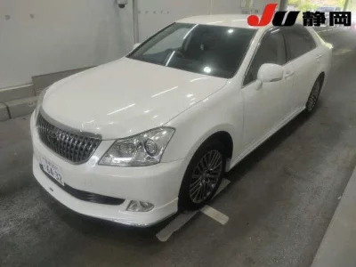 TOYOTA CROWN MAJESTA