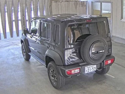 SUZUKI JIMNY NOMADE