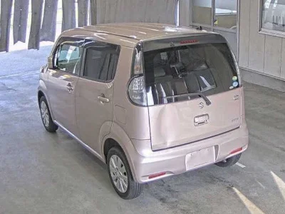 SUZUKI MRWAGON