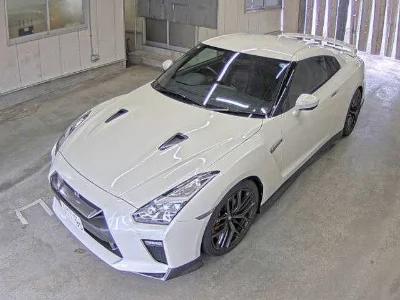 NISSAN GT-R