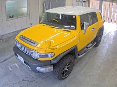 TOYOTA FJ CRUISER