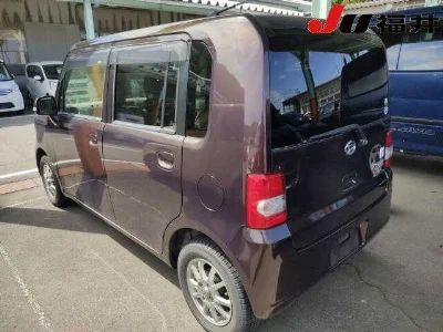 DAIHATSU MOVE CONTE