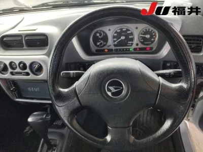 DAIHATSU TERIOS KID