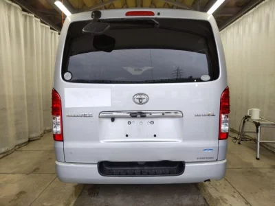 TOYOTA REGIUS ACE VAN