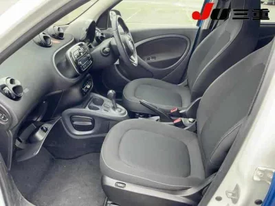 SMART FOURFOUR
