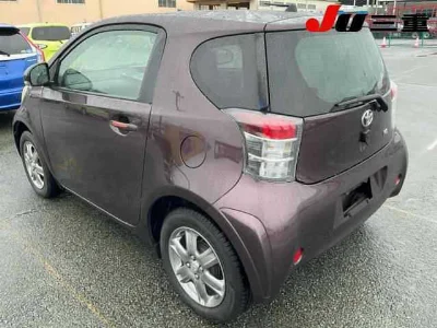 TOYOTA IQ