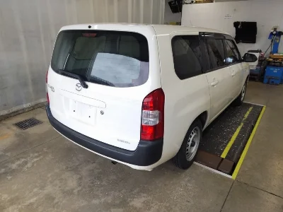 MAZDA FAMILIA
