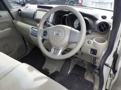 HONDA N BOX PLUS