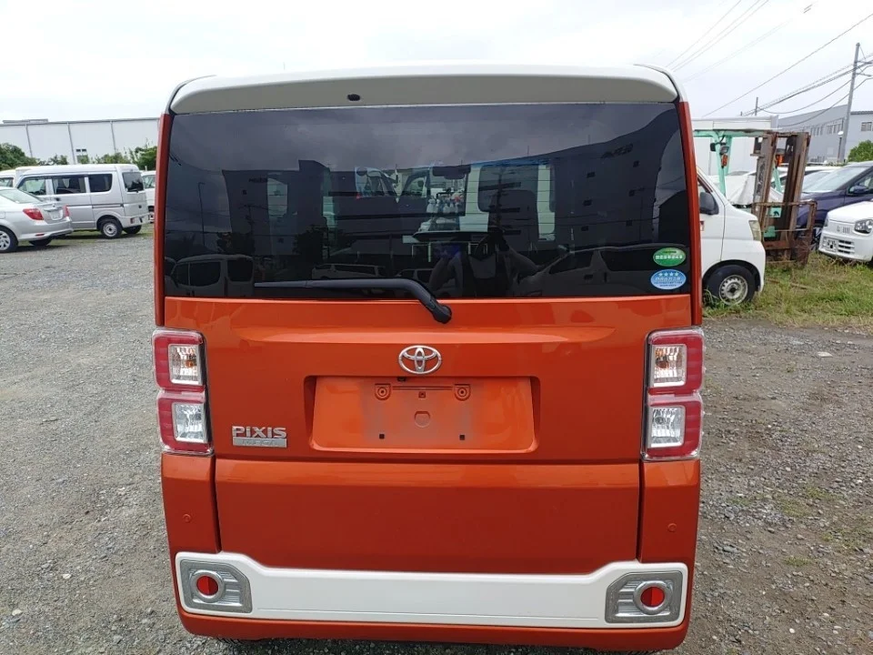 Toyota Pixis Mega 2WD, миниатюра 3