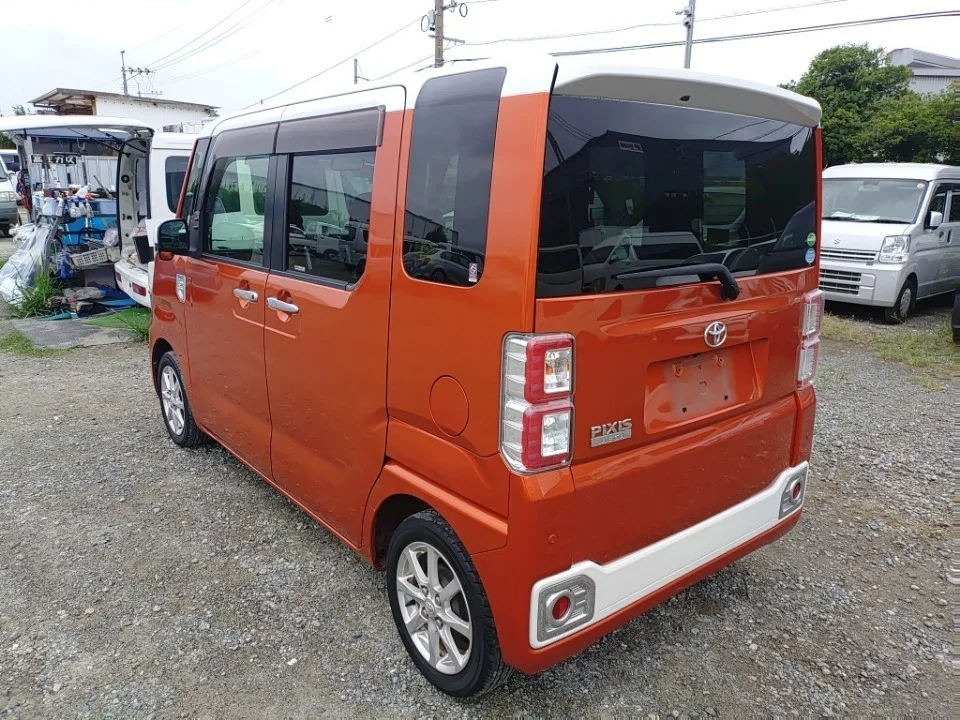 Toyota Pixis Mega 2WD, миниатюра 4