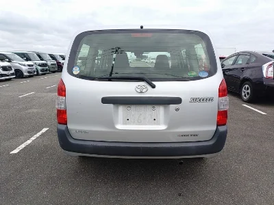 TOYOTA SUCCEED