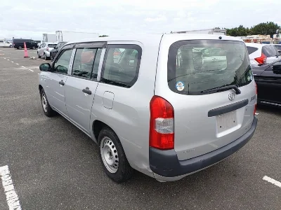 TOYOTA SUCCEED