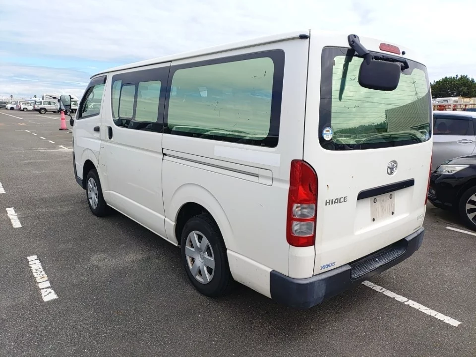 Toyota HiAce 2WD, миниатюра 3