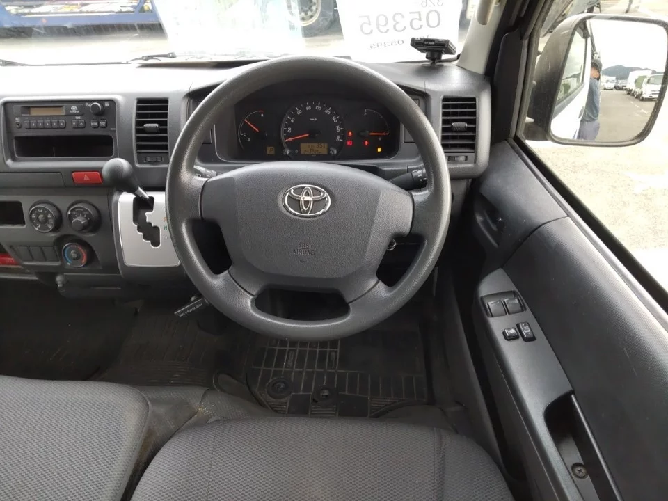 Toyota HiAce 2WD, миниатюра 6