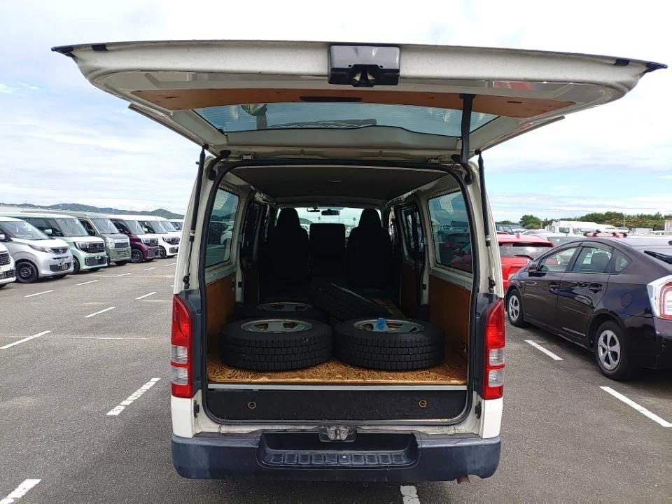 Toyota HiAce 2WD, миниатюра 9