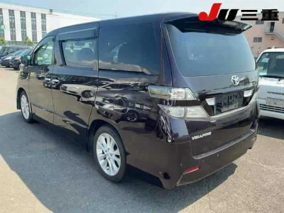 TOYOTA VELLFIRE
