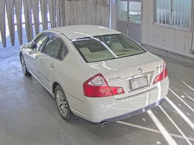 NISSAN FUGA