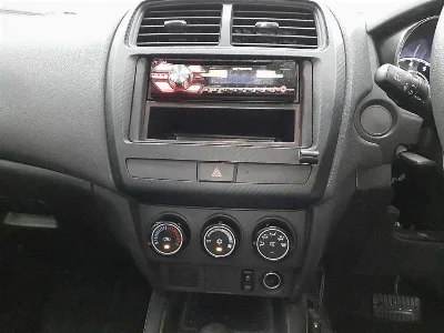 MITSUBISHI RVR