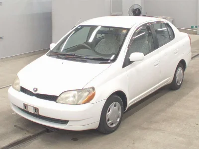 TOYOTA PLATZ