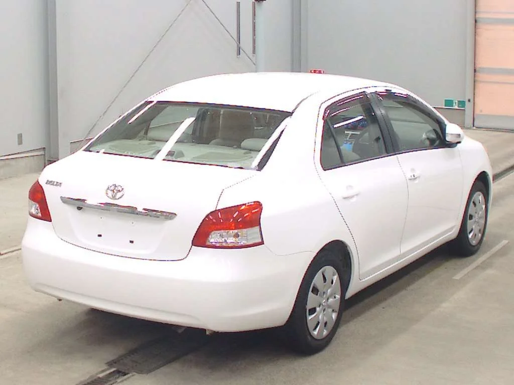 Toyota Belta G, миниатюра 2