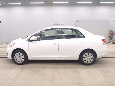 TOYOTA BELTA