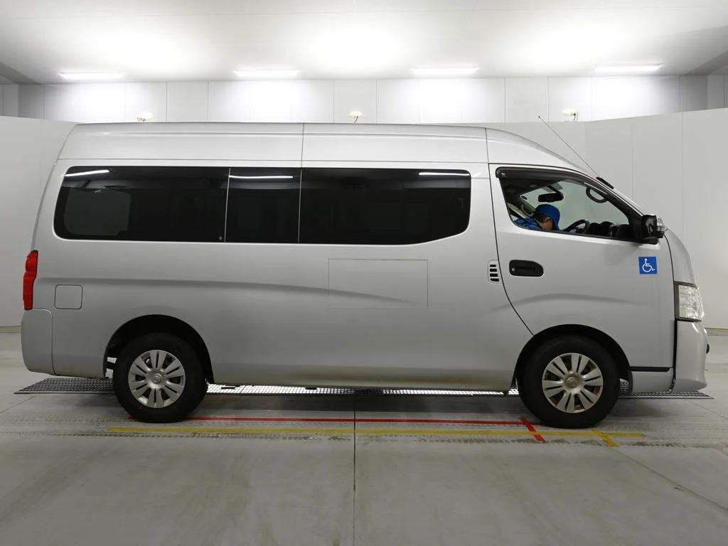 Nissan NV350 Caravan KRU MY S USE CAR, миниатюра 3