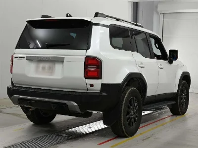 TOYOTA LAND CRUISER 250