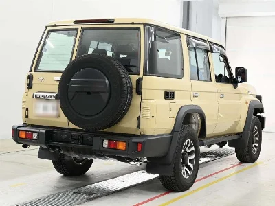 TOYOTA LAND CRUISER
