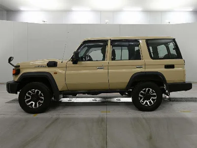 TOYOTA LAND CRUISER