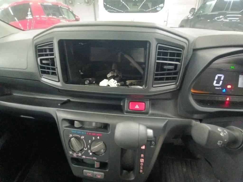 Daihatsu Mira L SA3, миниатюра 11