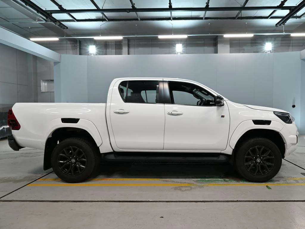 Toyota Hilux Z GR SPORT 4WD, миниатюра 3