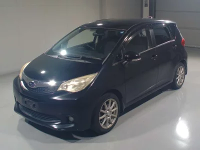 SUBARU TREZIA